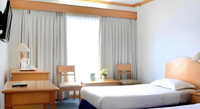 Hotel Marcopolo Bandar Lampung Exterior foto