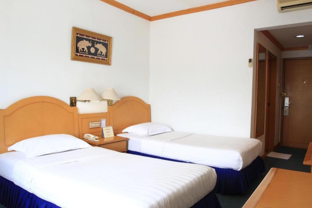 Hotel Marcopolo Bandar Lampung Exterior foto