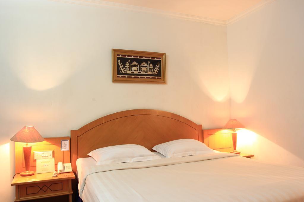 Hotel Marcopolo Bandar Lampung Exterior foto